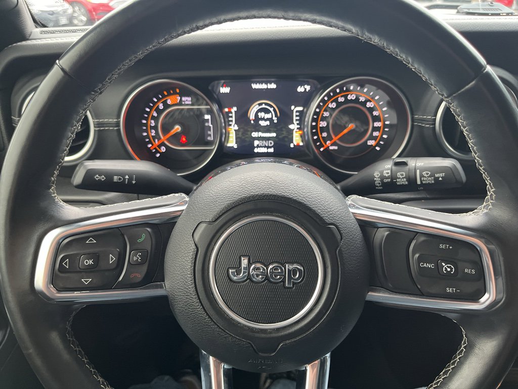 Used 2018 Jeep Wrangler Unlimited Sahara image 12