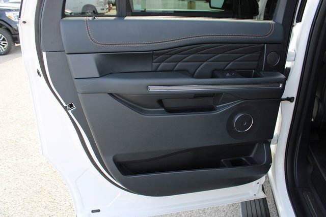 Used 2024 Ford Expedition Max Platinum image 15
