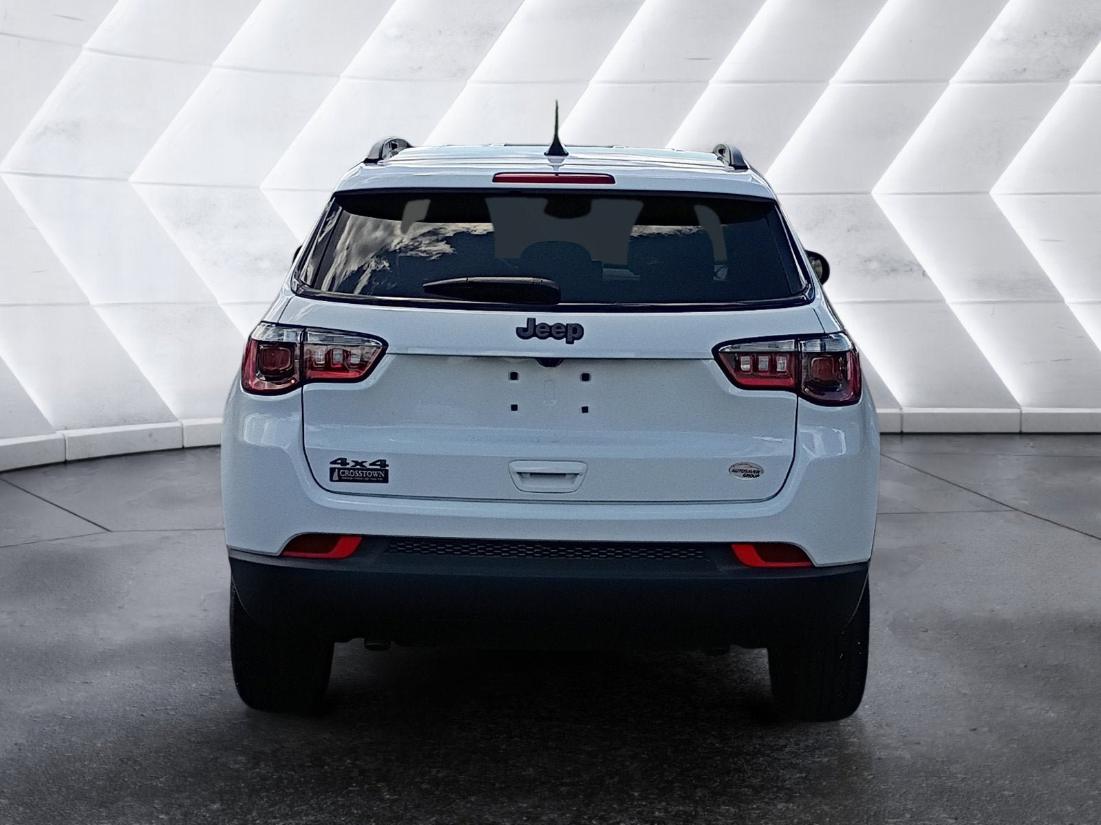 Certified 2026 Jeep Compass Latitude AWD/4WD image 5