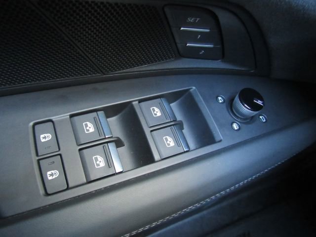 Used 2024 Audi e-tron GT Premium Plus w/ Executive Package image 32