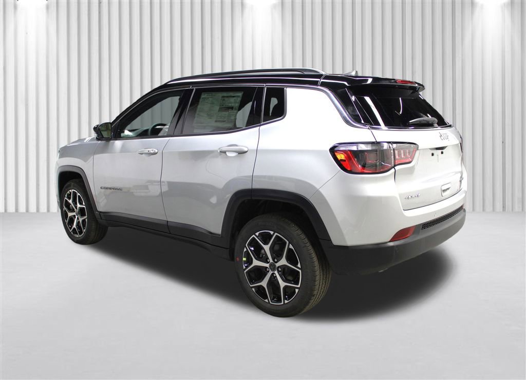 New 2026 Jeep Compass Limited w/ Sun, Sound & Navigation Group image 5