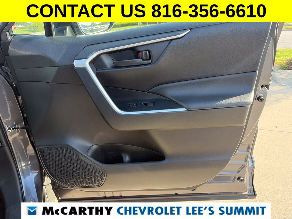 Used 2025 Toyota RAV4 LE FWD image 25