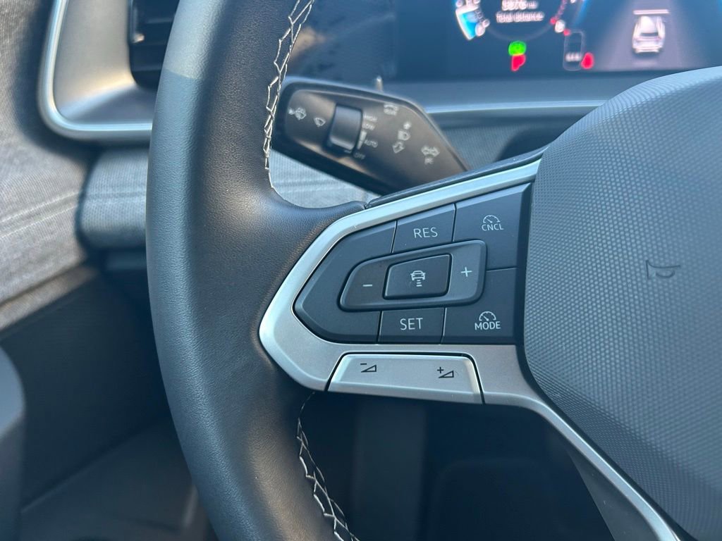 Used 2025 Volkswagen Tiguan S image 20