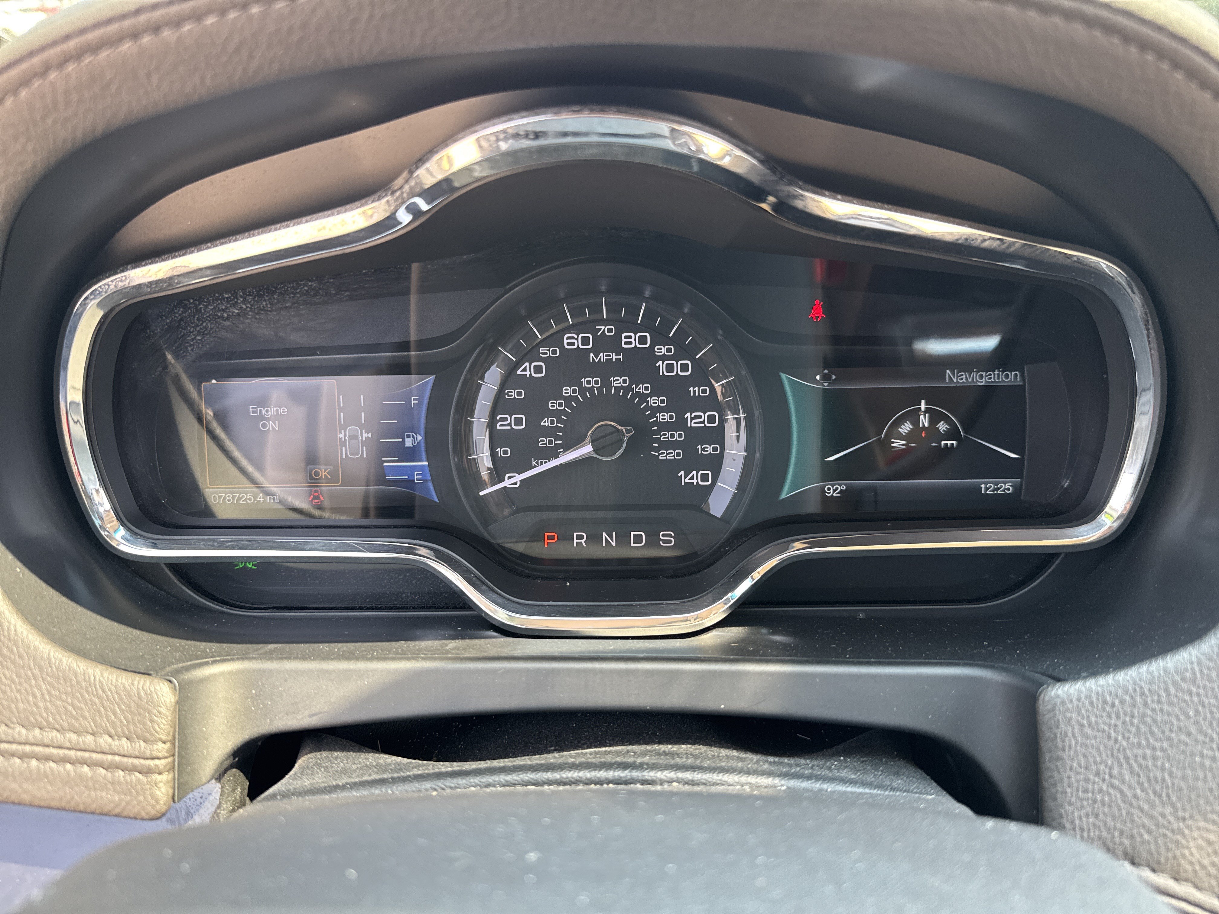 Used 2019 Lincoln MKT AWD image 7