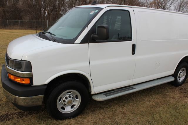 Used 2022 Chevrolet Express 2500 w/ Driver Convenience Package image 13