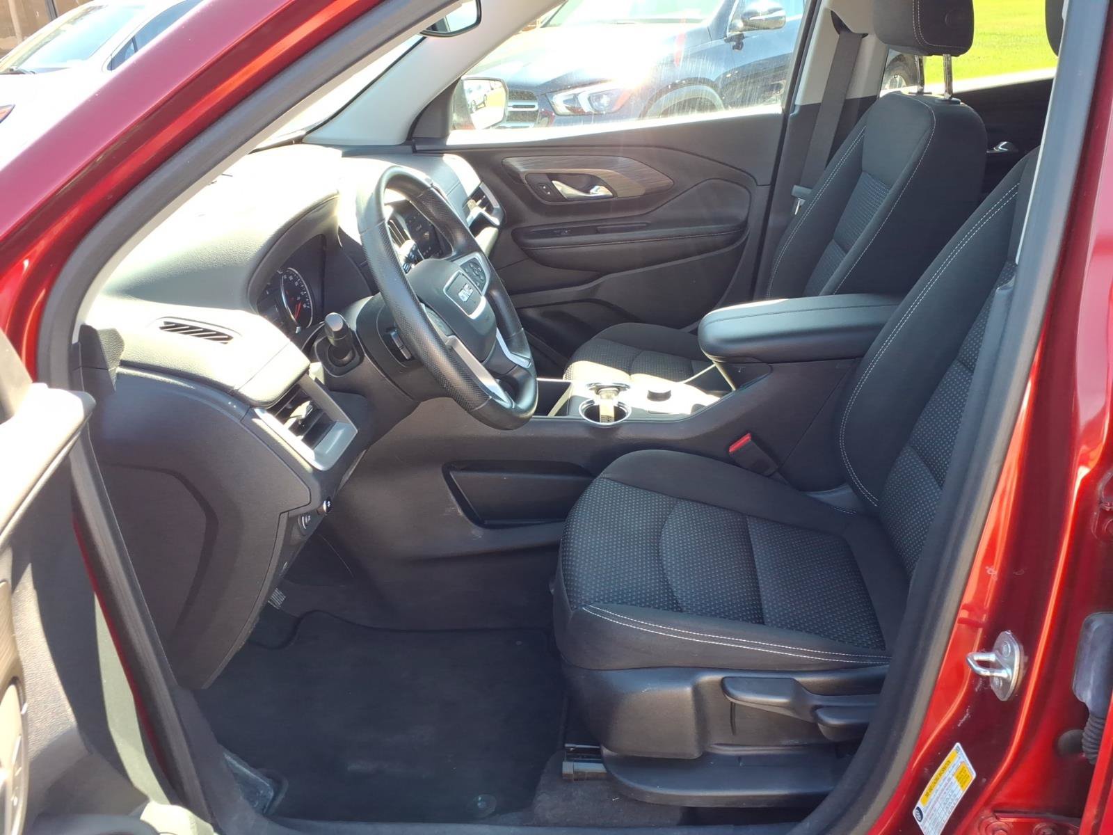 Used 2023 GMC Terrain SLE AWD/4WD image 17