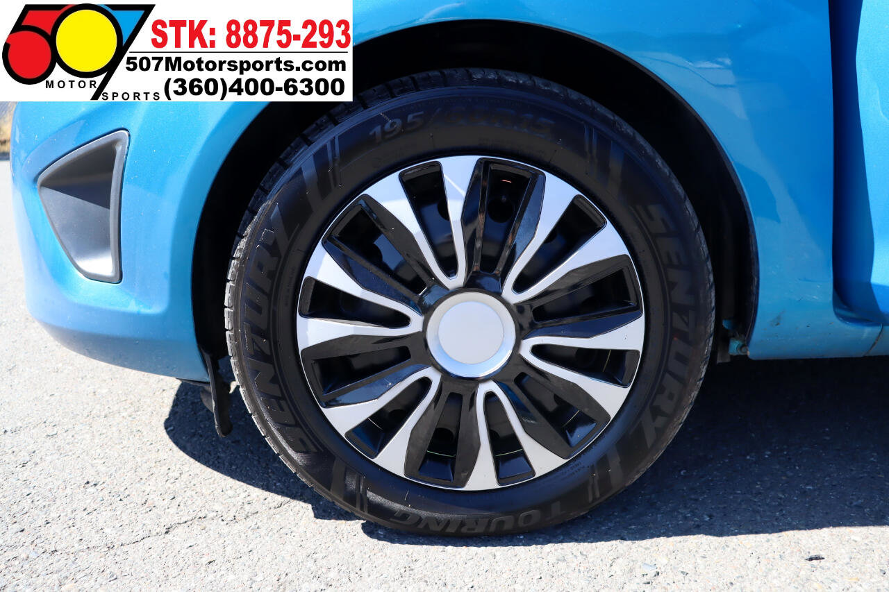 Used 2013 Ford Fiesta SE image 21