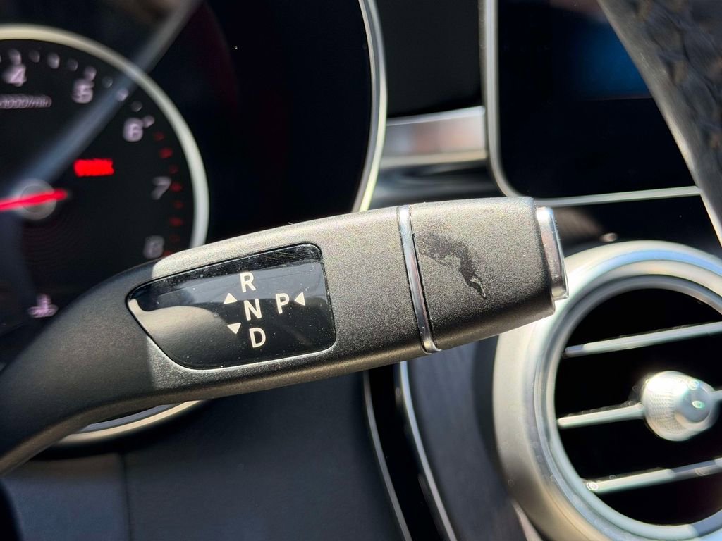 Used 2020 Mercedes-Benz C 300 4MATIC Sedan image 34