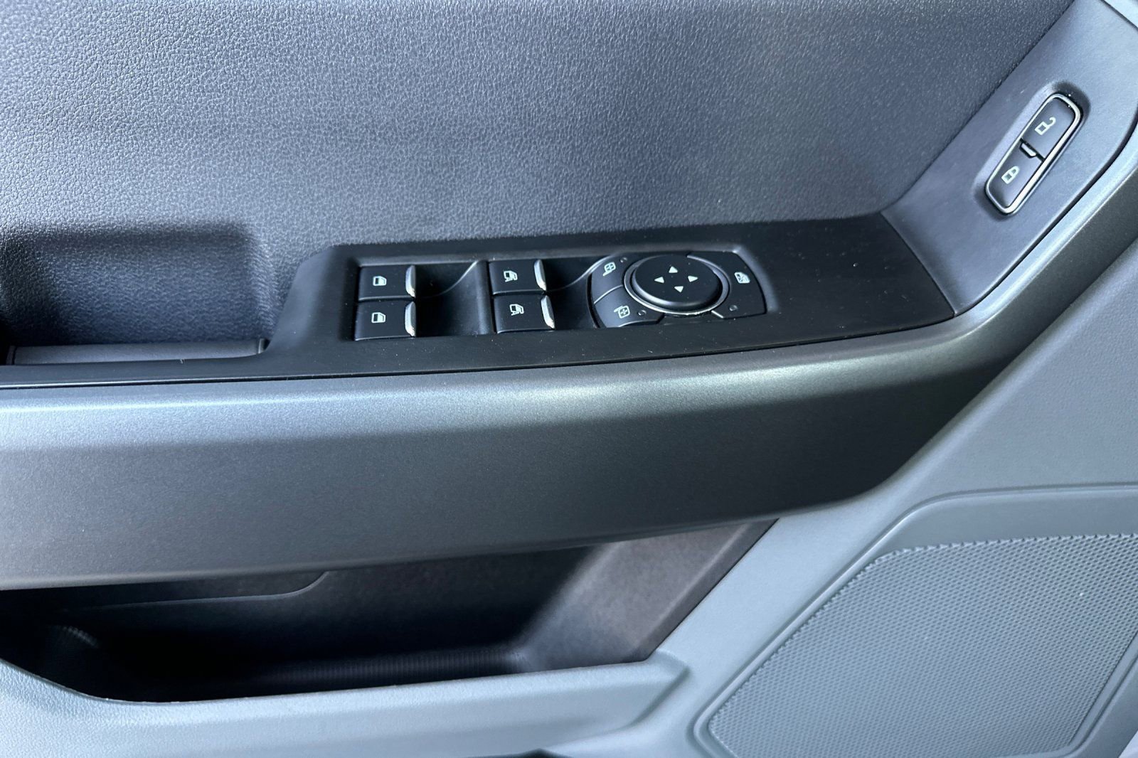 New 2026 Ford F250 4x4 Crew Cab Super Duty image 11