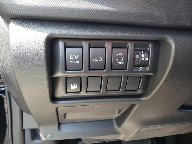 New 2026 Subaru Forester Touring AWD/4WD image 18