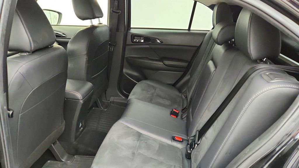 Used 2022 Mitsubishi Eclipse Cross SE image 25