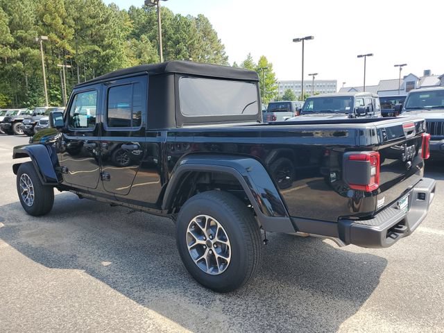New 2025 Jeep Gladiator Sport AWD/4WD image 4