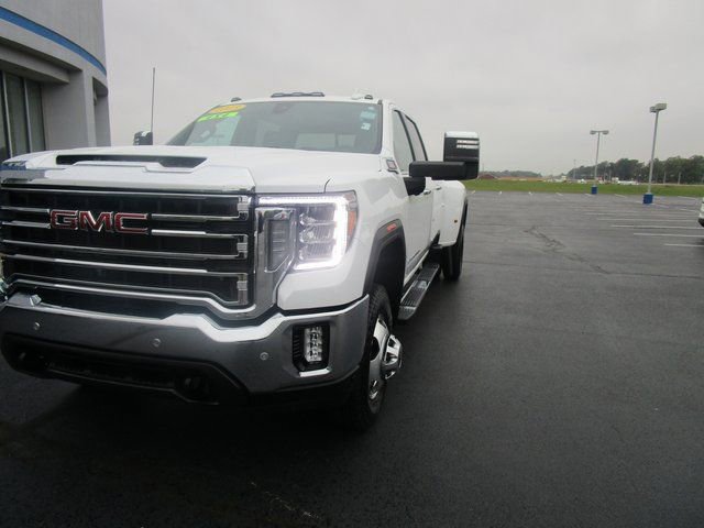 Used 2023 GMC Sierra 3500 SLT w/ SLT Premium Package AWD/4WD image 9