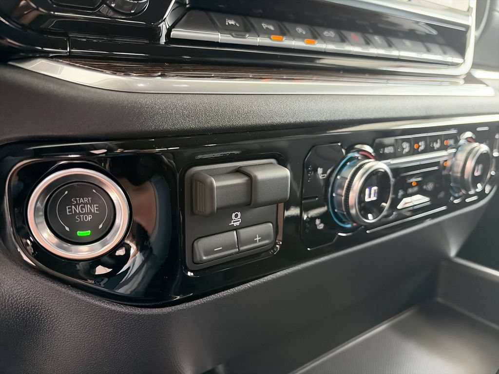 New 2026 GMC Sierra 1500 Elevation w/ Elevation Premium Package AWD/4WD image 22