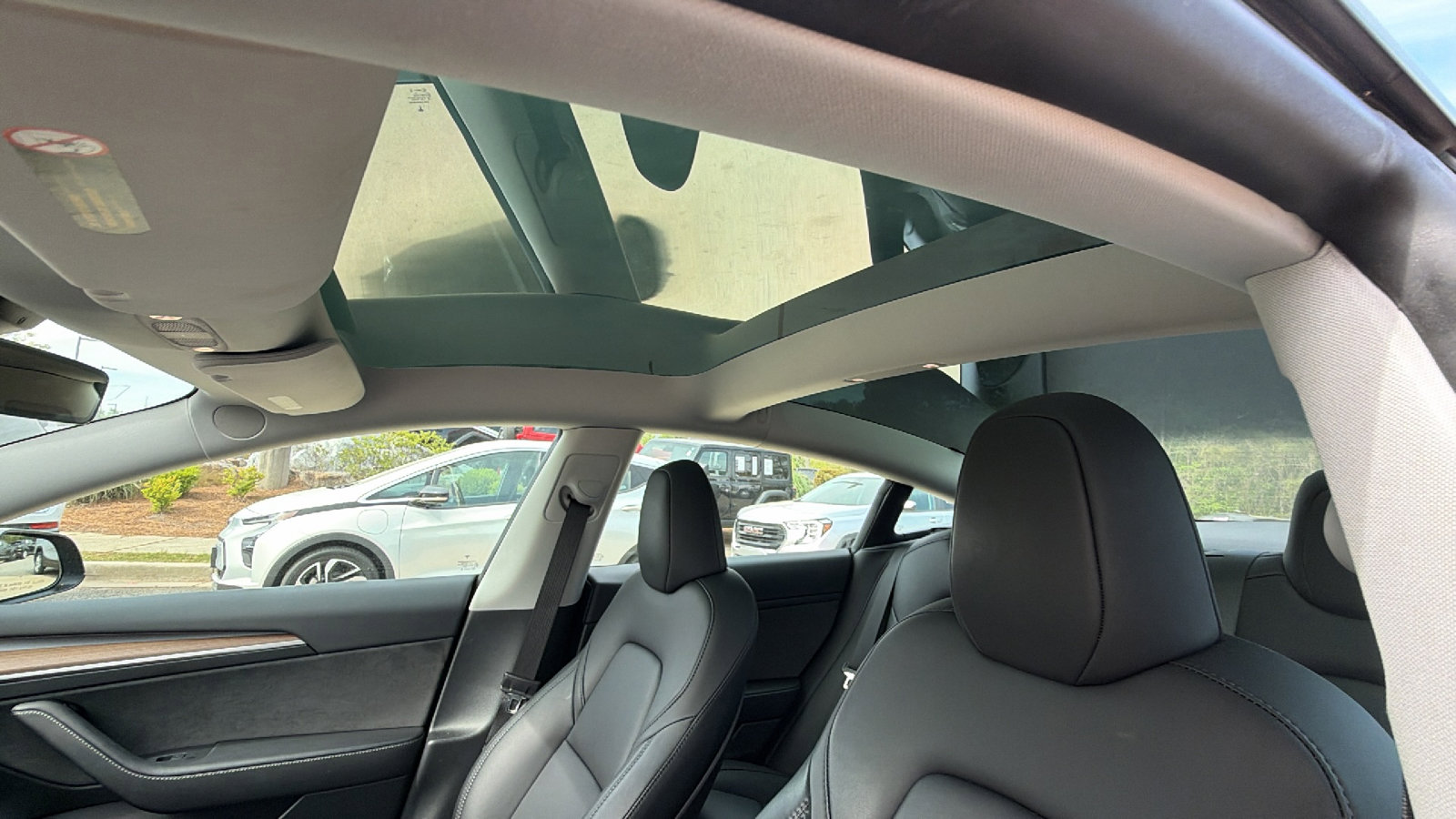 Used 2023 Tesla Model 3 Standard Range RWD image 17