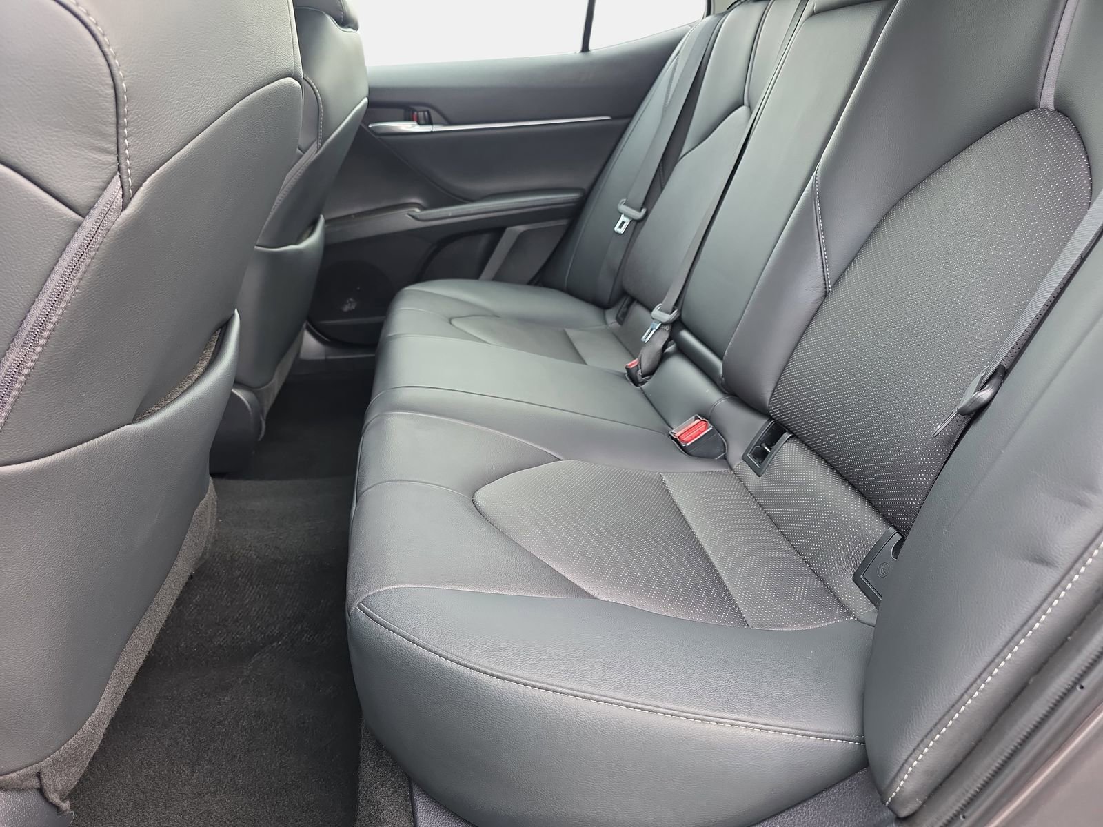 Used 2024 Toyota Camry XSE image 13