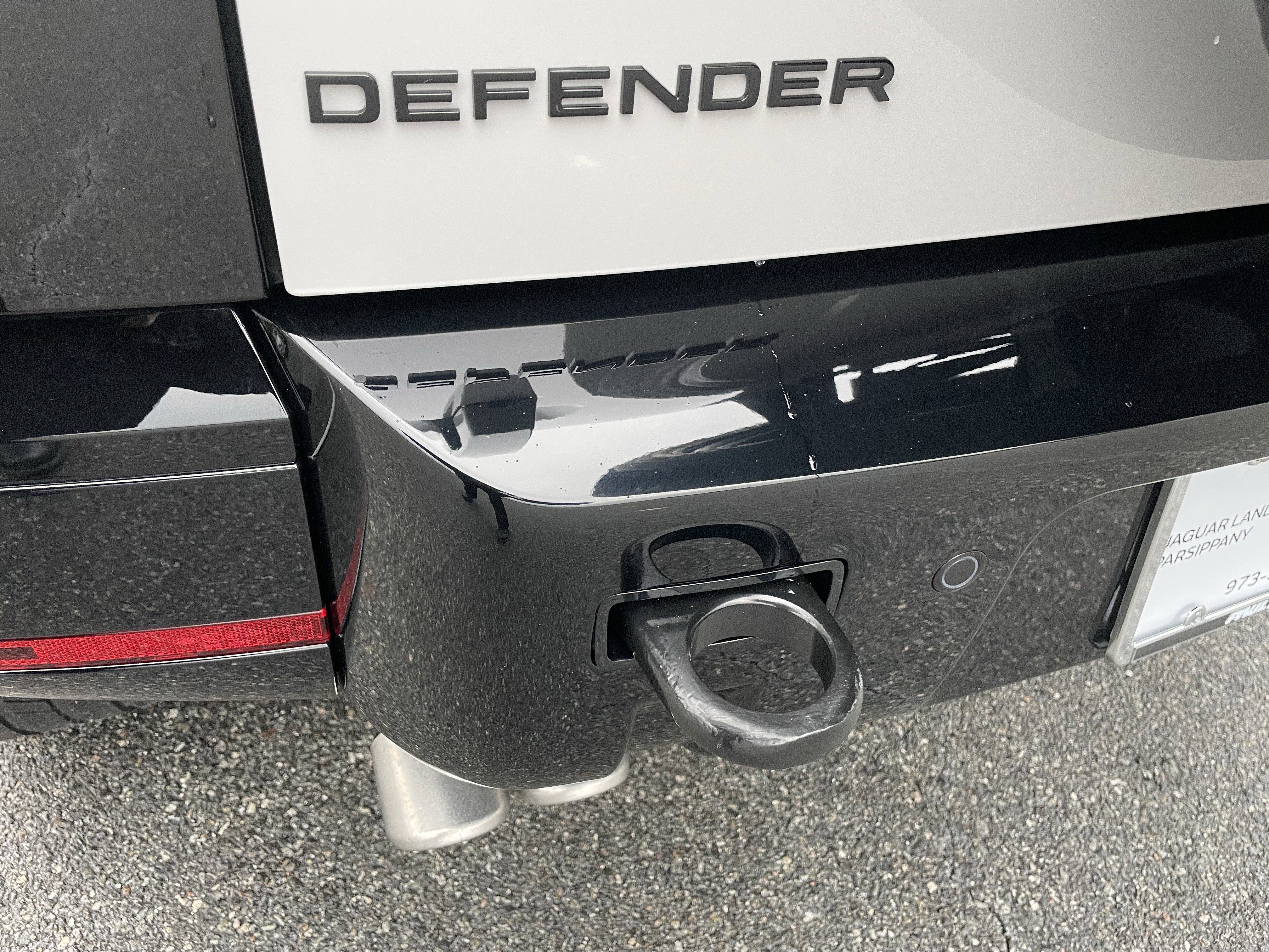 New 2026 Land Rover Defender 110 X-Dynamic SE image 33