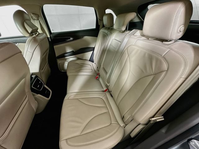 Used 2018 Lincoln MKX Select AWD/4WD image 28