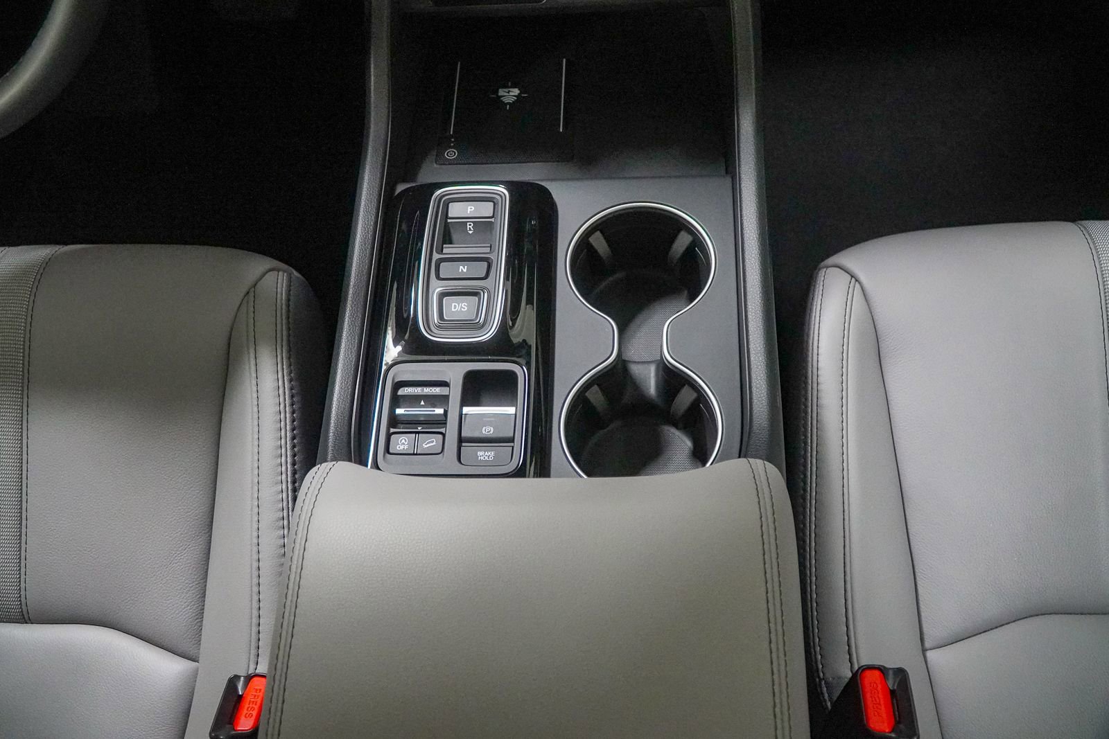 Certified 2025 Honda Pilot Touring image 36