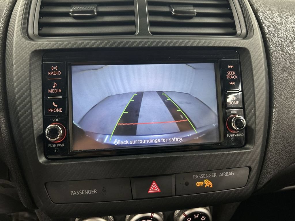Used 2023 Mitsubishi Outlander Sport ES AWD/4WD image 15