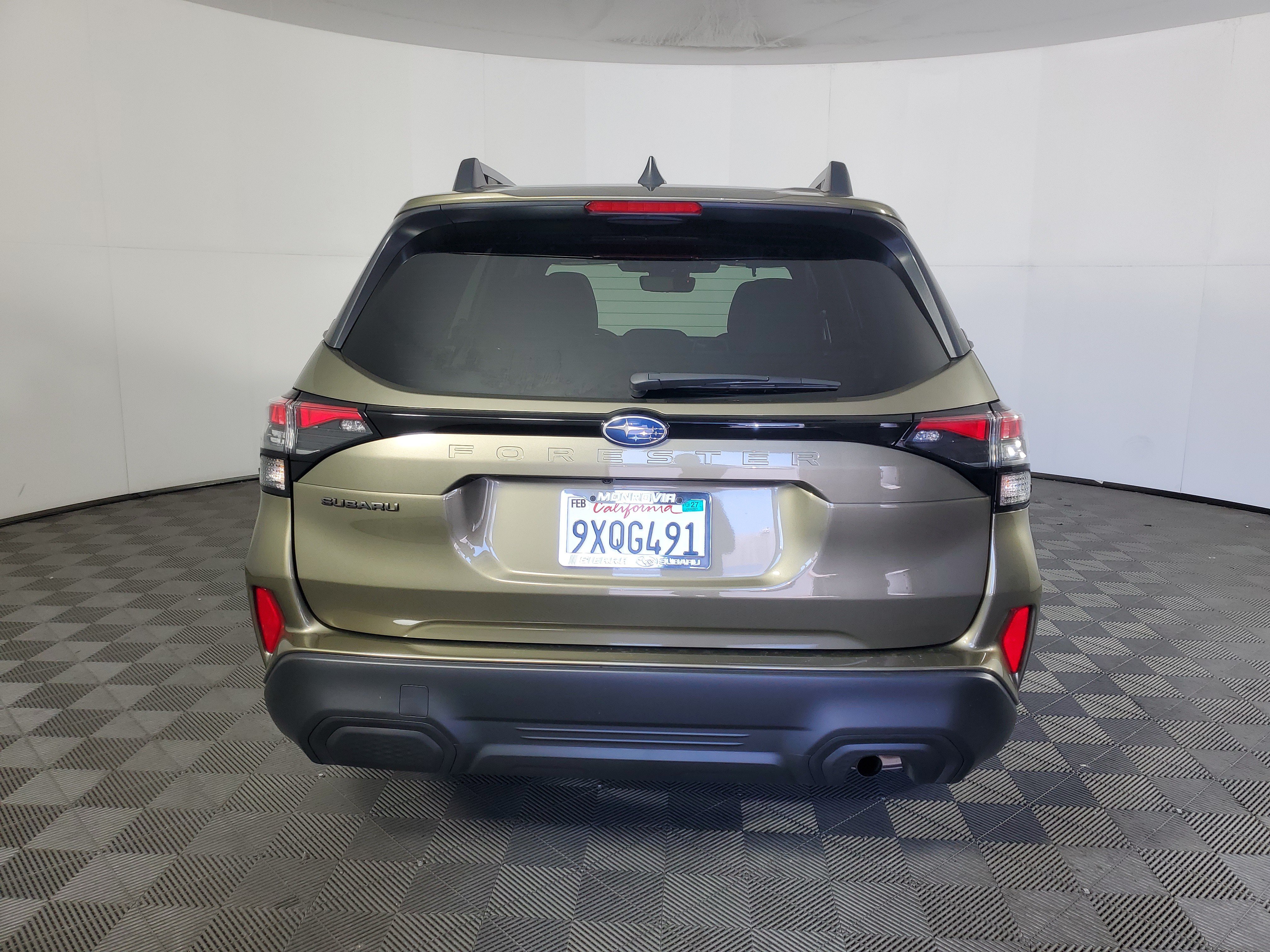 Used 2026 Subaru Forester Premium AWD/4WD image 5
