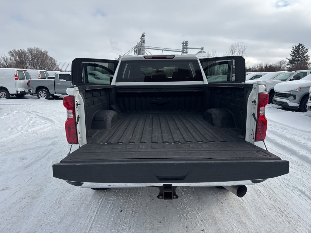 Used 2022 Chevrolet Silverado 3500 LT image 35