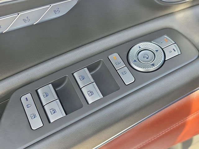 Used 2025 Genesis GV80 3.5T Prestige image 21