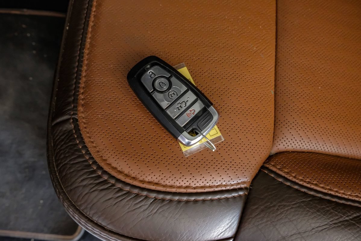 Used 2024 Ford F350 King Ranch w/ FX4 Off-Road Package AWD/4WD image 65