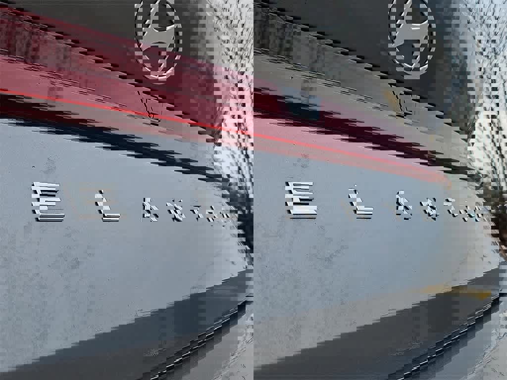 Used 2024 Hyundai Elantra SEL image 30