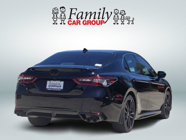 Used 2023 Toyota Camry XSE FWD image 4