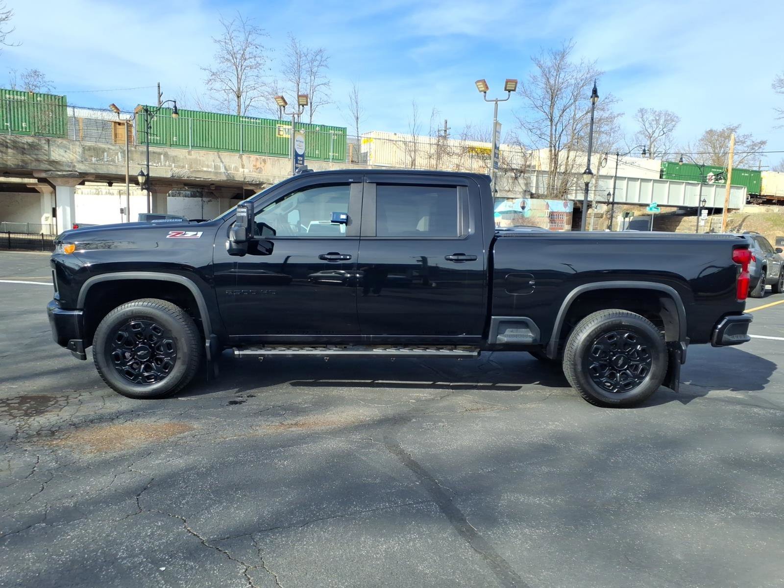 Used 2022 Chevrolet Silverado 2500 LTZ w/ LTZ Plus Package image 5