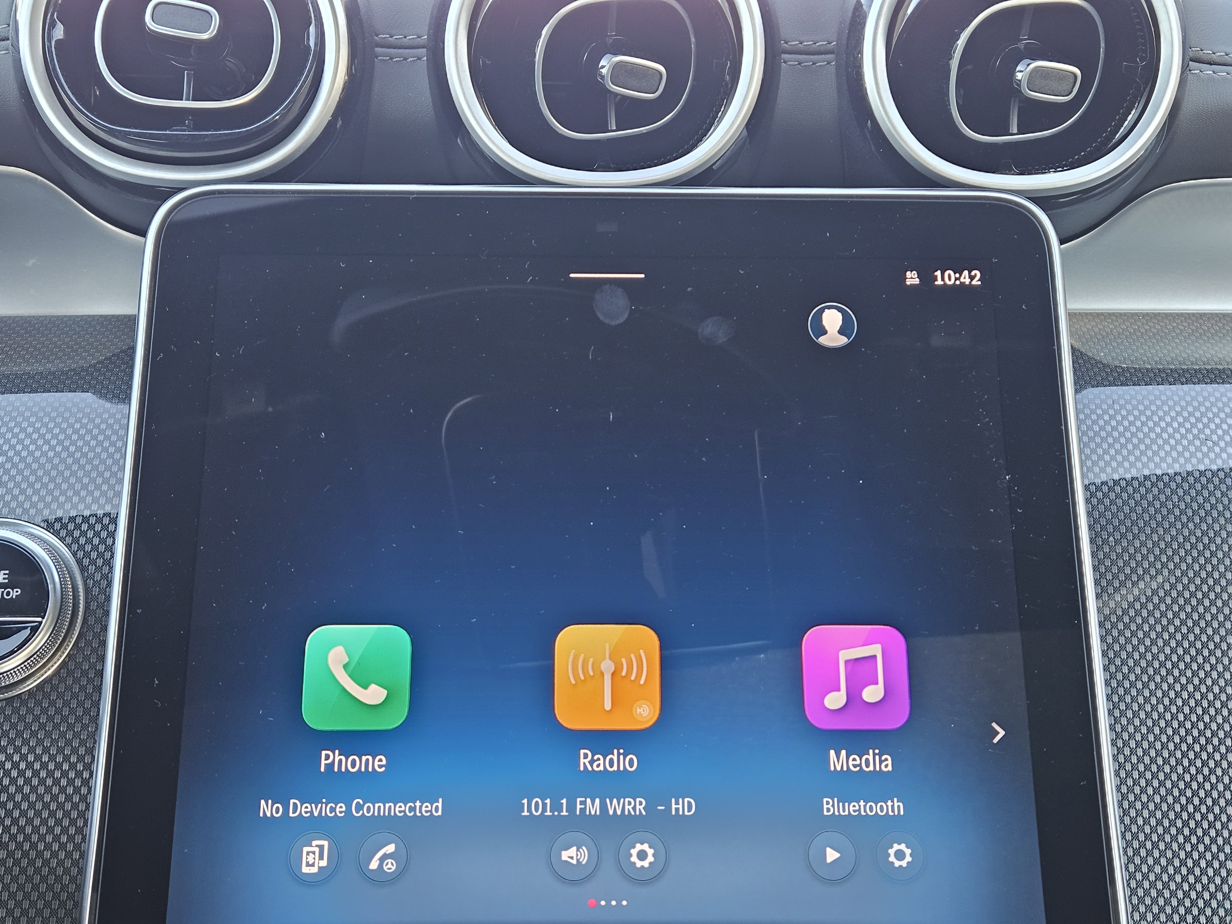 Used 2025 Mercedes-Benz GLC 43 AMG 4MATIC image 18