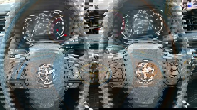 Used 2024 Toyota RAV4 XLE image 27