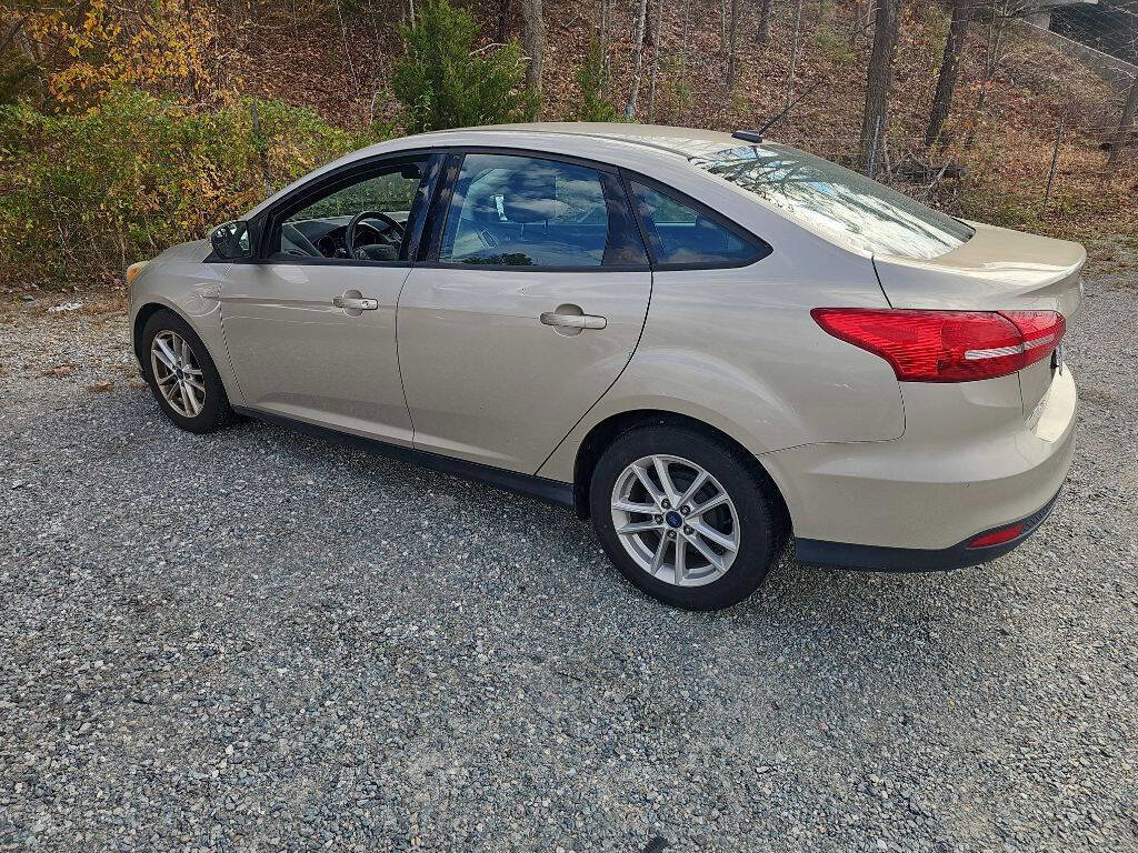 Used 2017 Ford Focus SE