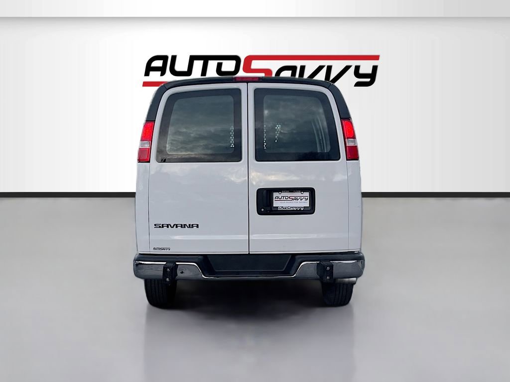 Used 2024 GMC Savana 2500 w/ Driver Convenience Package image 6