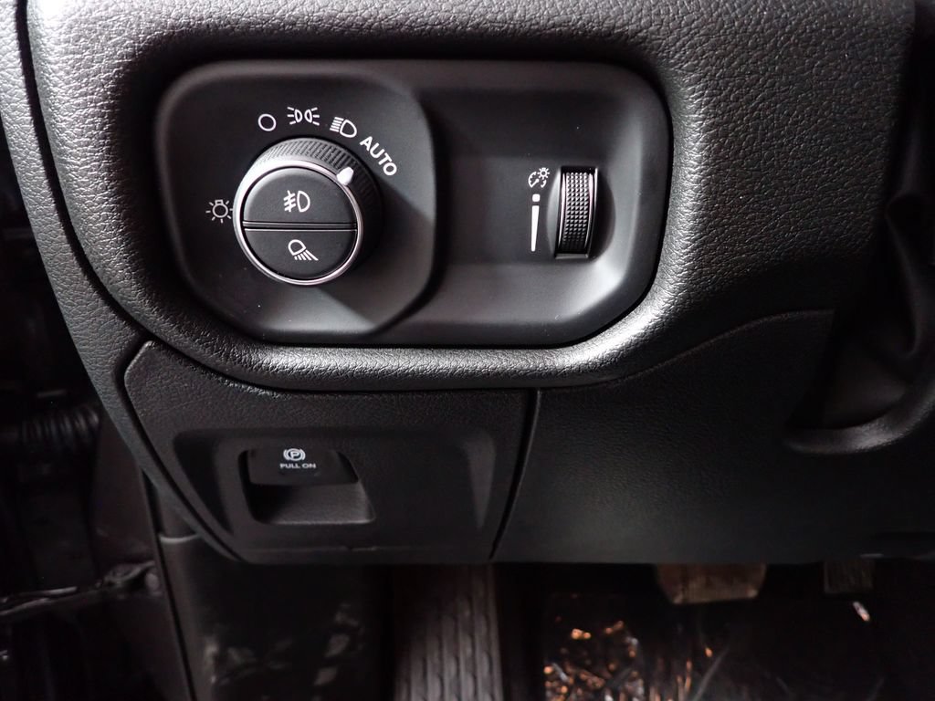 New 2026 RAM 1500 Warlock AWD/4WD image 21
