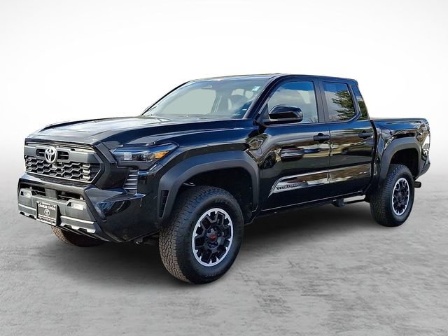 Used 2024 Toyota Tacoma TRD Off-Road AWD/4WD image 3
