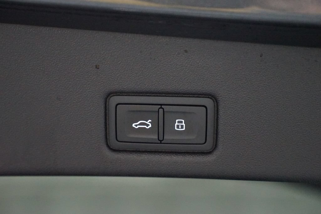 Used 2025 Audi Q5 Premium Plus AWD/4WD image 36