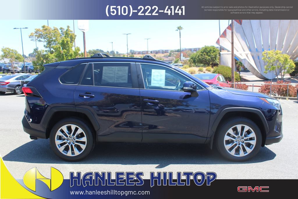 Used 2023 Toyota RAV4 XLE Premium FWD image 6