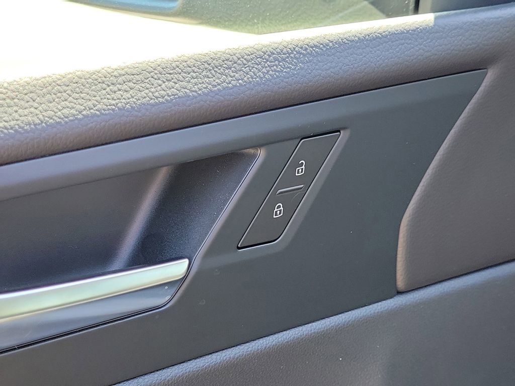 New 2026 Volkswagen Jetta SE image 13