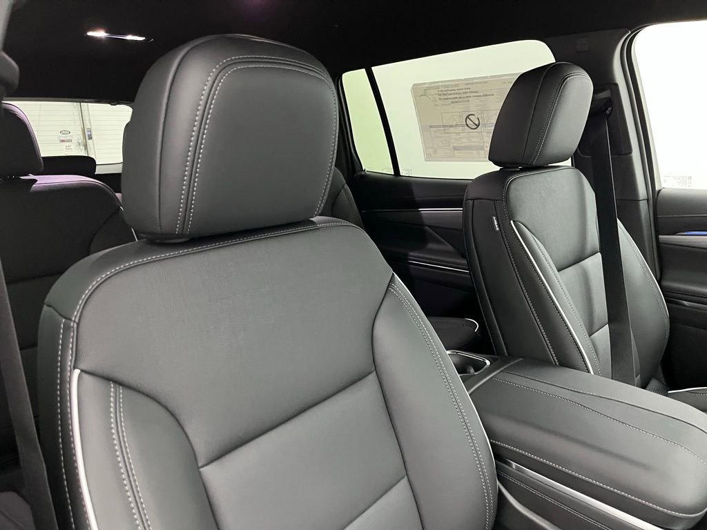 New 2025 Buick Enclave Preferred w/ Power Package image 29