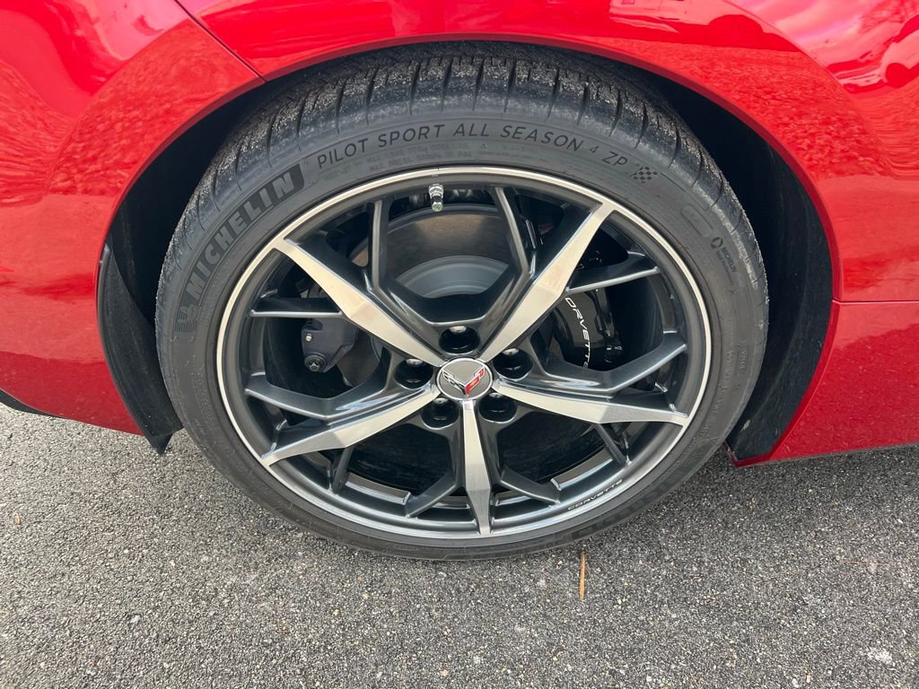 Used 2023 Chevrolet Corvette Stingray Premium Cpe w/ Body-Color Dual Roof Package image 11