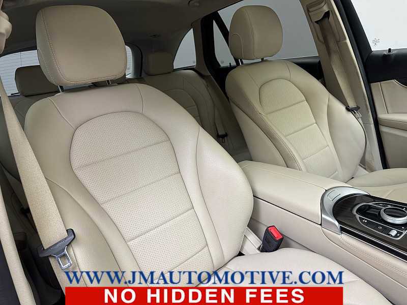 Used 2019 Mercedes-Benz GLC 300 4MATIC image 21