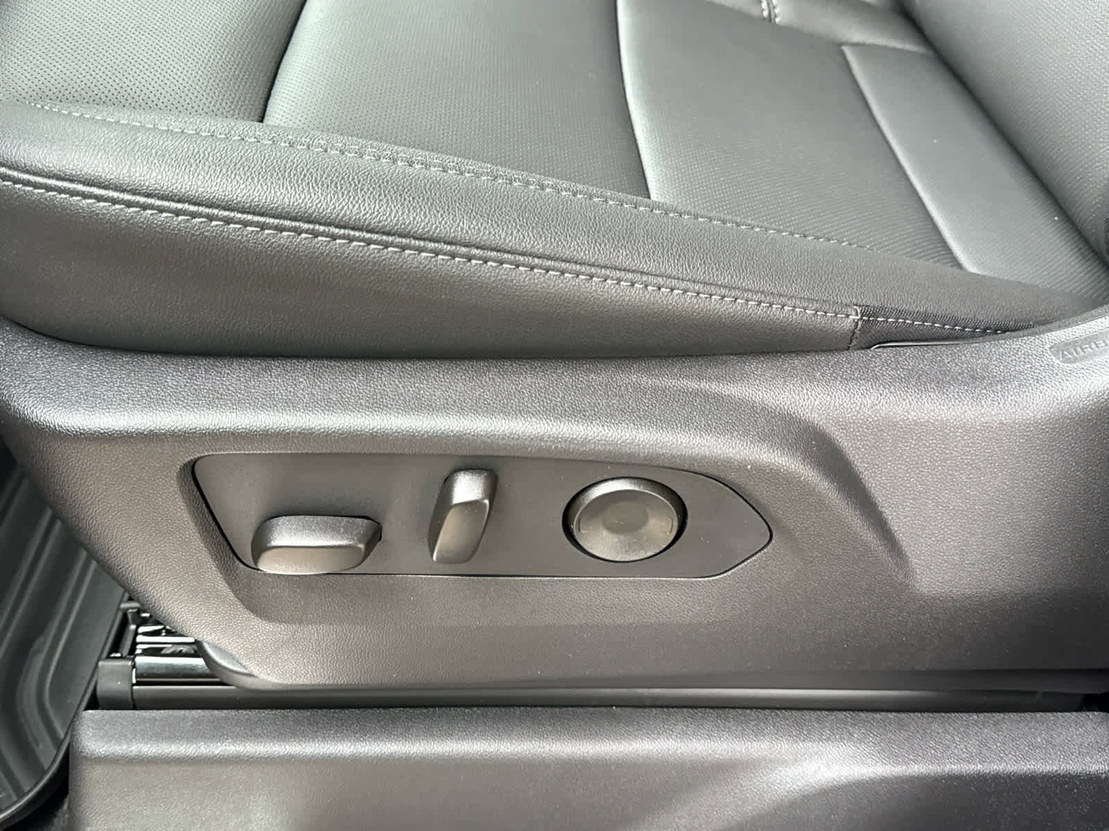 New 2026 Chevrolet Silverado 3500 LTZ w/ LTZ Convenience Package image 14