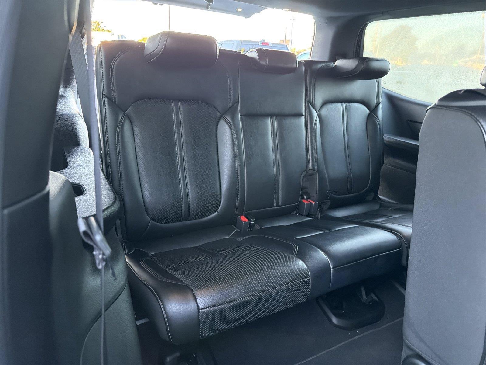 Used 2024 Jeep Wagoneer Series II w/ Flexible Seating Group RWD image 14