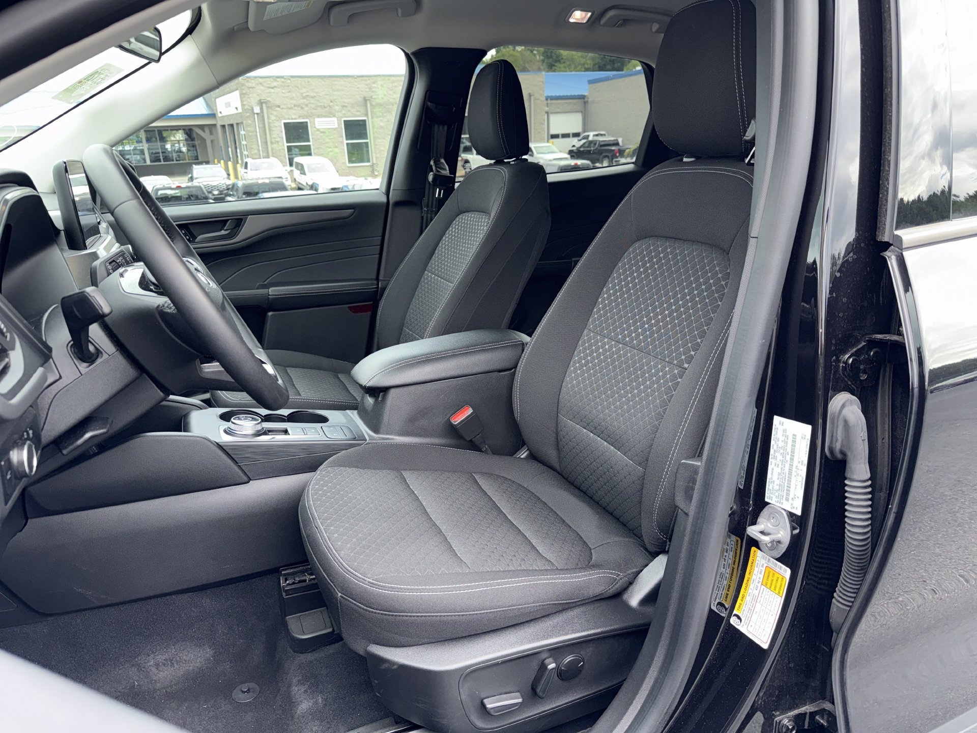 Used 2023 Ford Escape Active AWD/4WD image 19