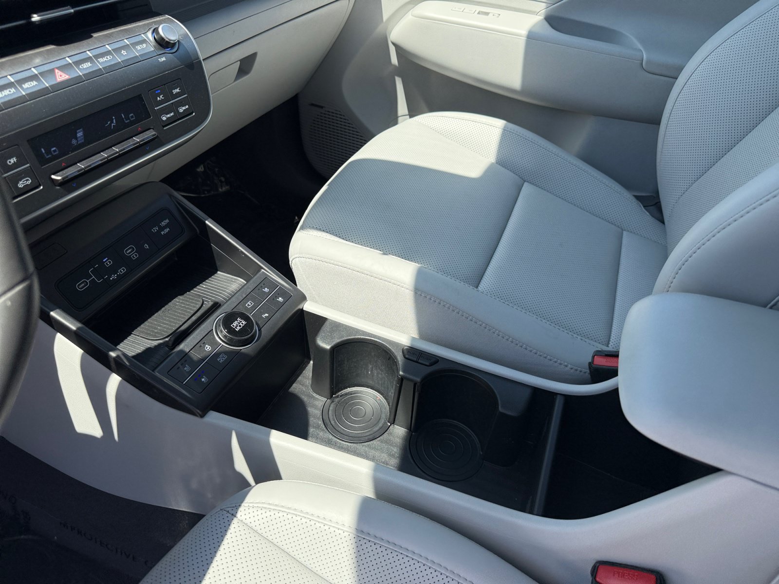 Certified 2026 Hyundai Kona Limited FWD image 13