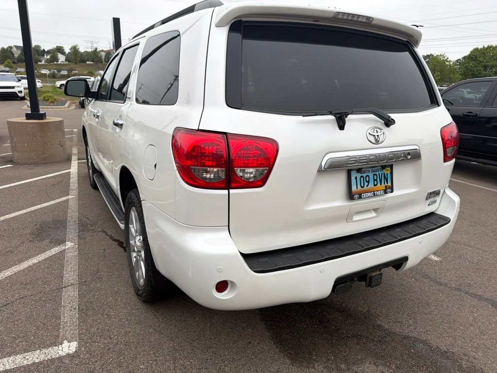 Used 2017 Toyota Sequoia Platinum AWD/4WD image 19