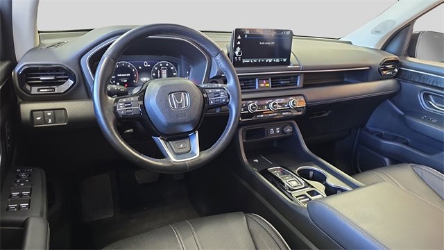 Used 2023 Honda Pilot Elite image 17