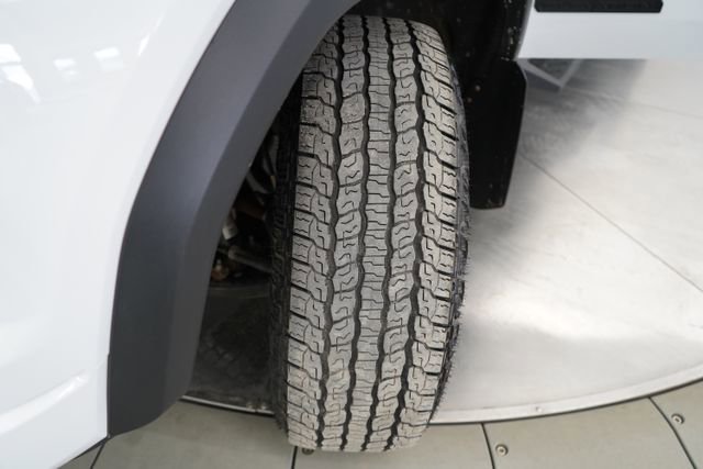 Used 2025 GMC Canyon Elevation w/ Convenience Package image 8